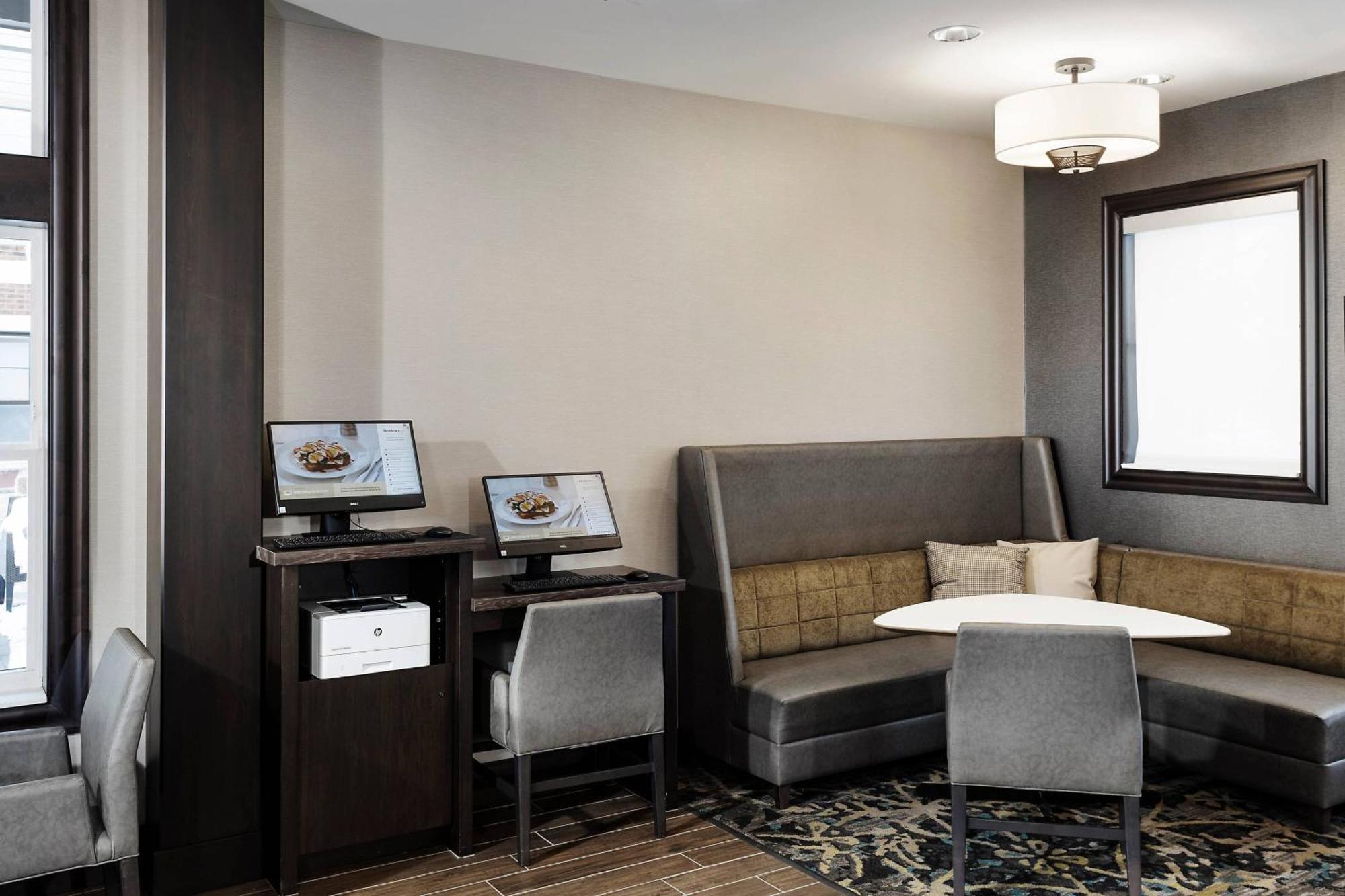 Residence Inn By Marriott Milwaukee ברוקפילד מראה חיצוני תמונה