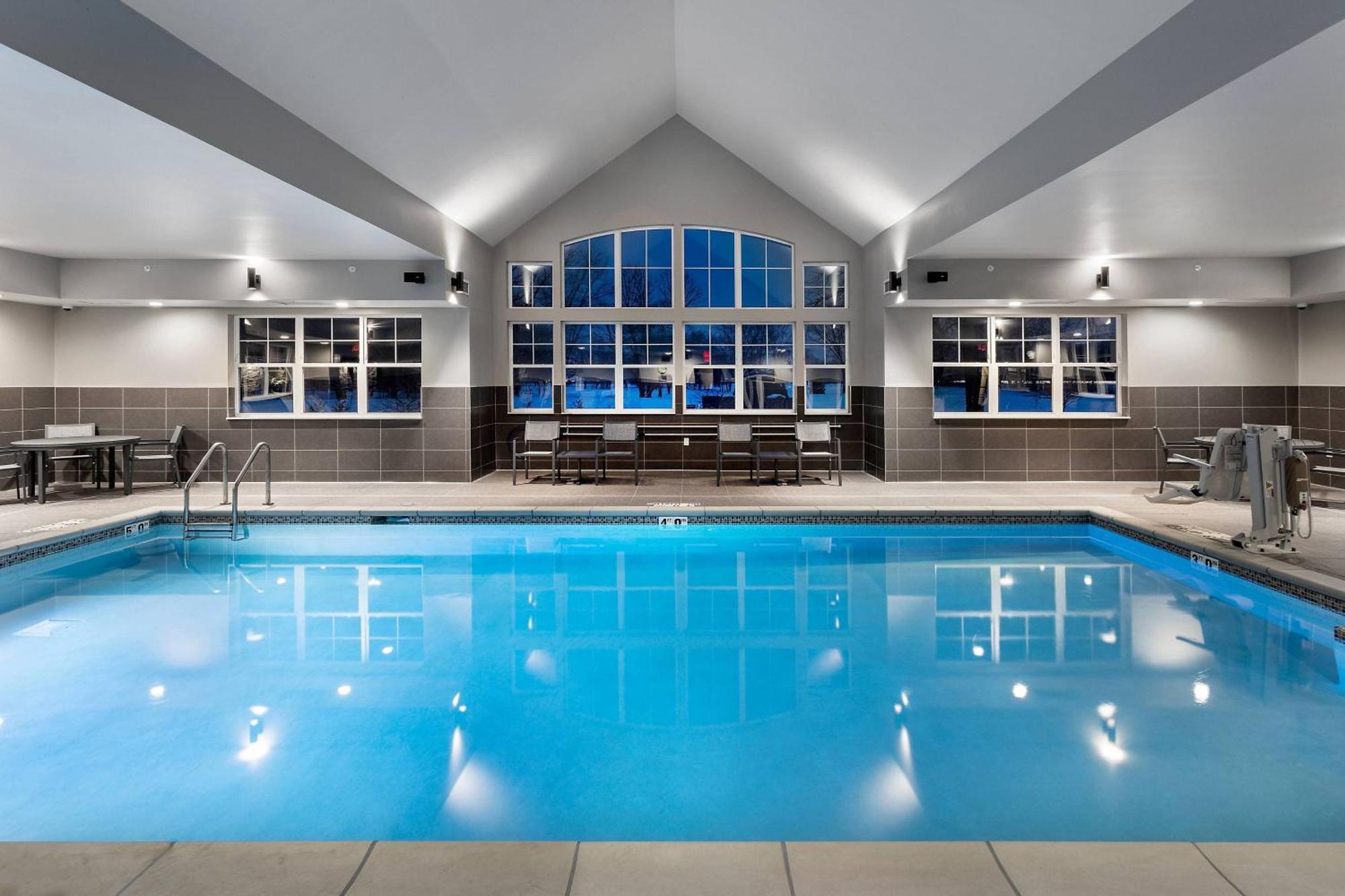 Residence Inn By Marriott Milwaukee ברוקפילד מראה חיצוני תמונה